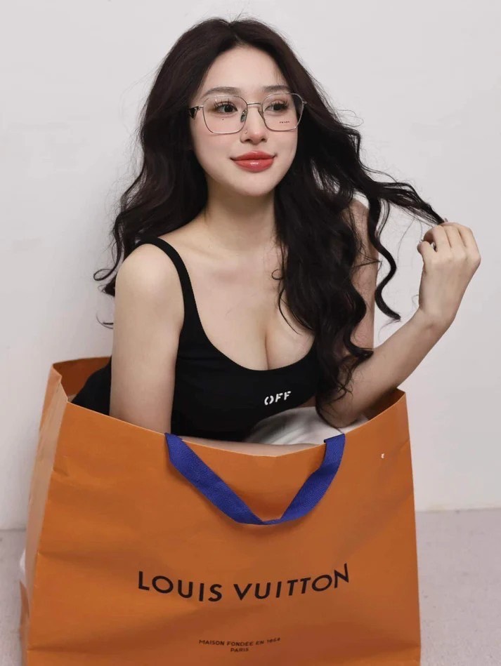 กรอบแว่นPrada PR A51V 1BC1O1 - Silver