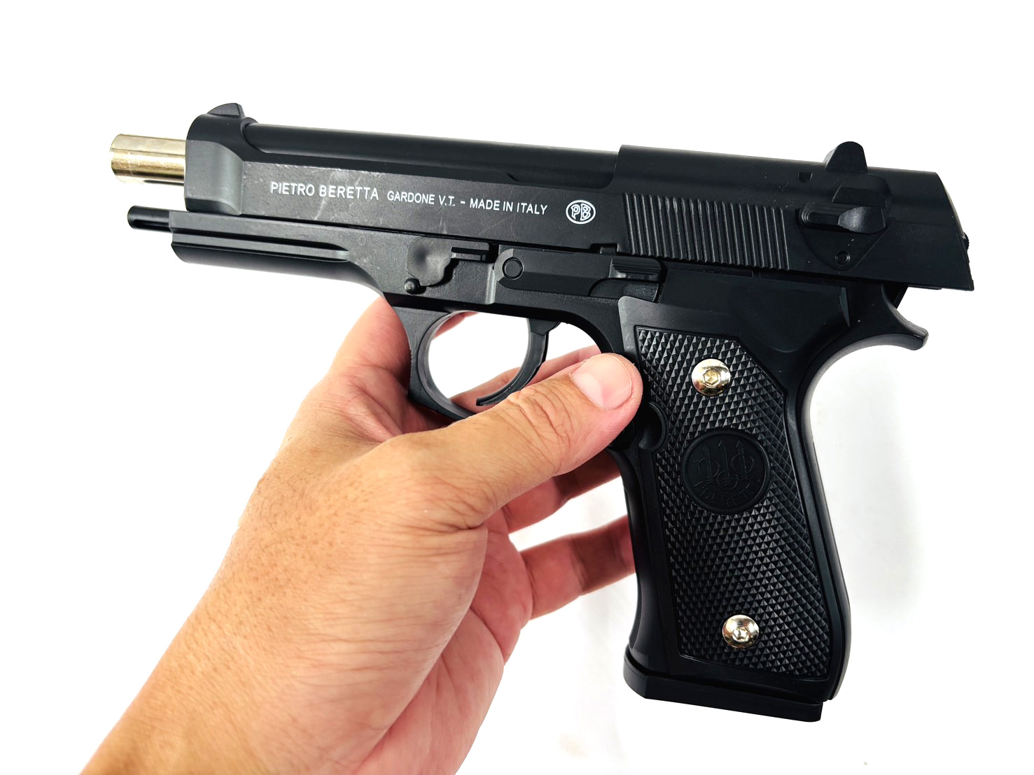 ปืนอัดลมสั้น รุ่น Beretta ระบบชักยิงทีละนัด