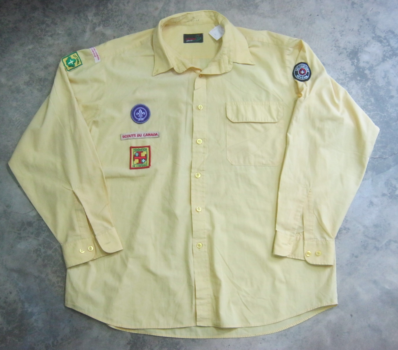 ขายแล้ว เสื้อลูกเสือ แคนนาดา