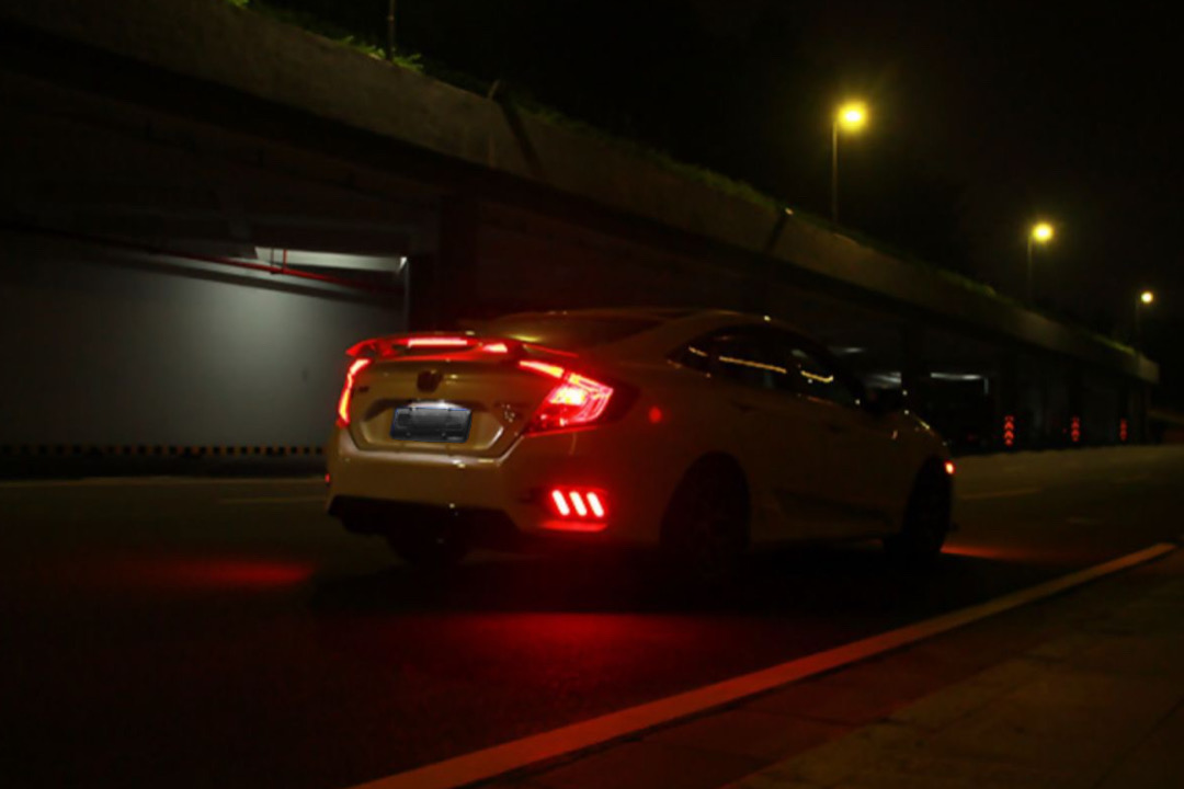 ไฟทับทิมท้าย ไฟกันชนท้าย CIVIC FC ทรง MUSTANG รับประกัน 1 ปี