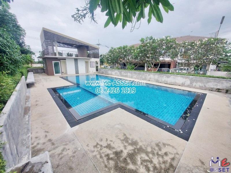 ขายและเช่า ทาวน์โฮมหลังมุม ย่าน เลียบคลองพระอุดม ซอยวัดท่าเกวียน คลองบางไผ่ วัดทองสะอาด ลาดหลุมแก้ว : ม.บ้านสวนธนาการ์เด้น : 2 ชั้น 40.2 ตร.วา