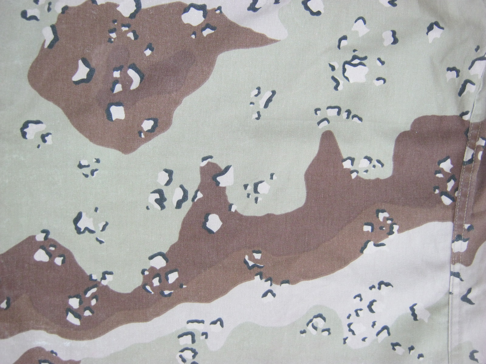 เสื้อทหารสหรัฐลายหกสี