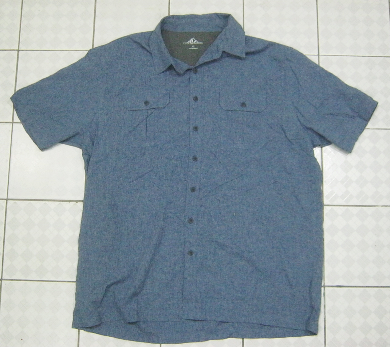 เสื้อเดินป่า
