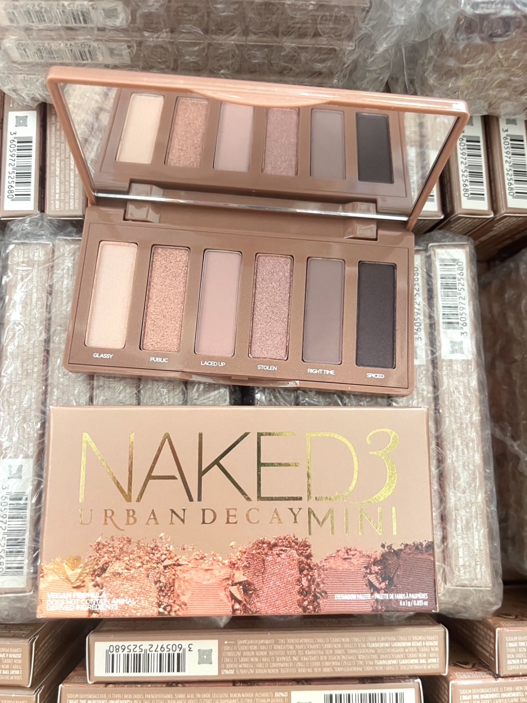 URBAN DECAY Naked3 Mini Eyeshadow Palette - 6g. พาเลทอายแชโดว์ ไซต์มินิ