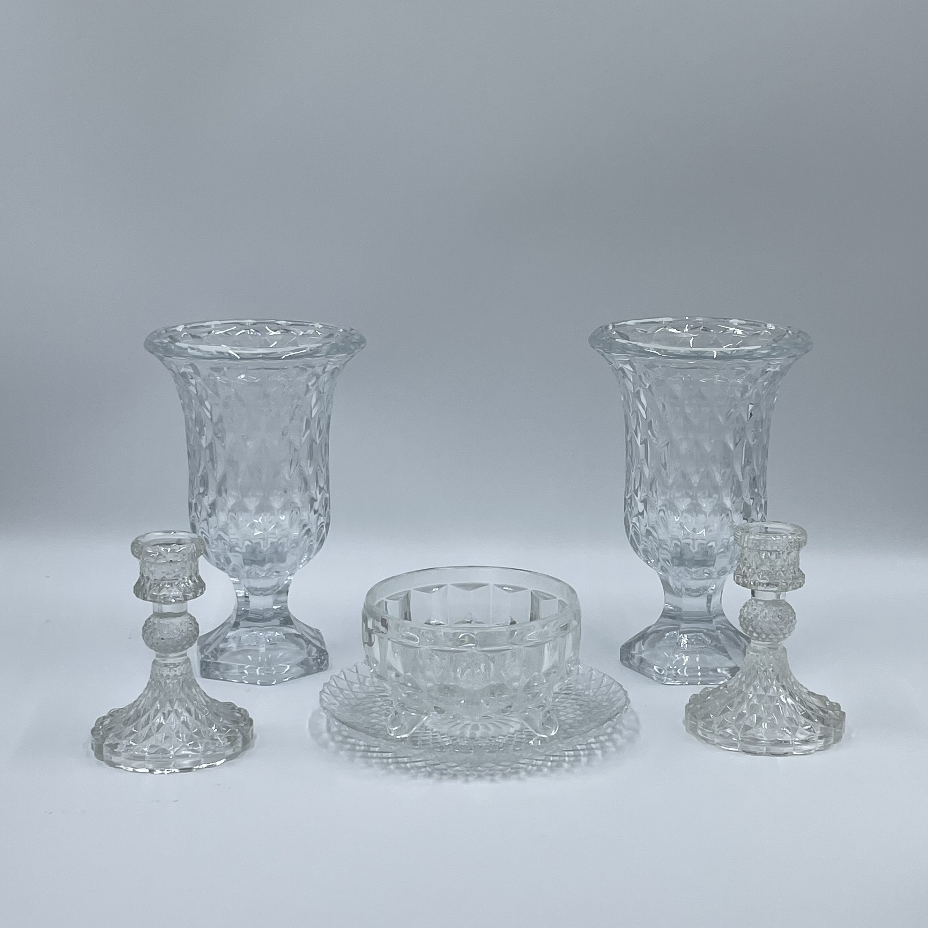 ชุดเบญจรงค์ แบบแก้ว