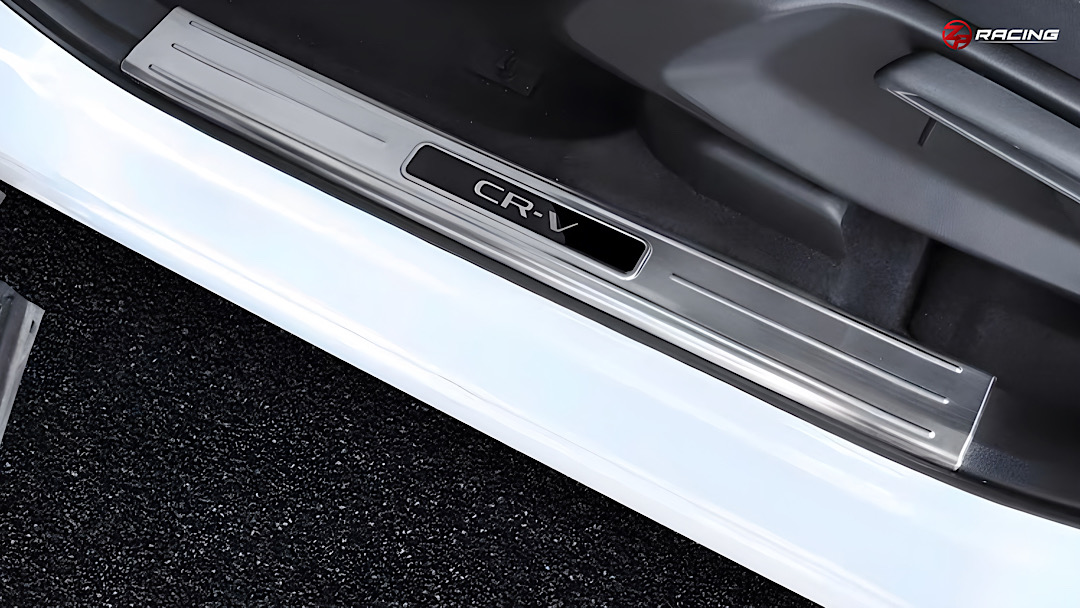 คิ้วบันได สคัฟเพลท ด้านใน Honda CR-V G6 2023-2029