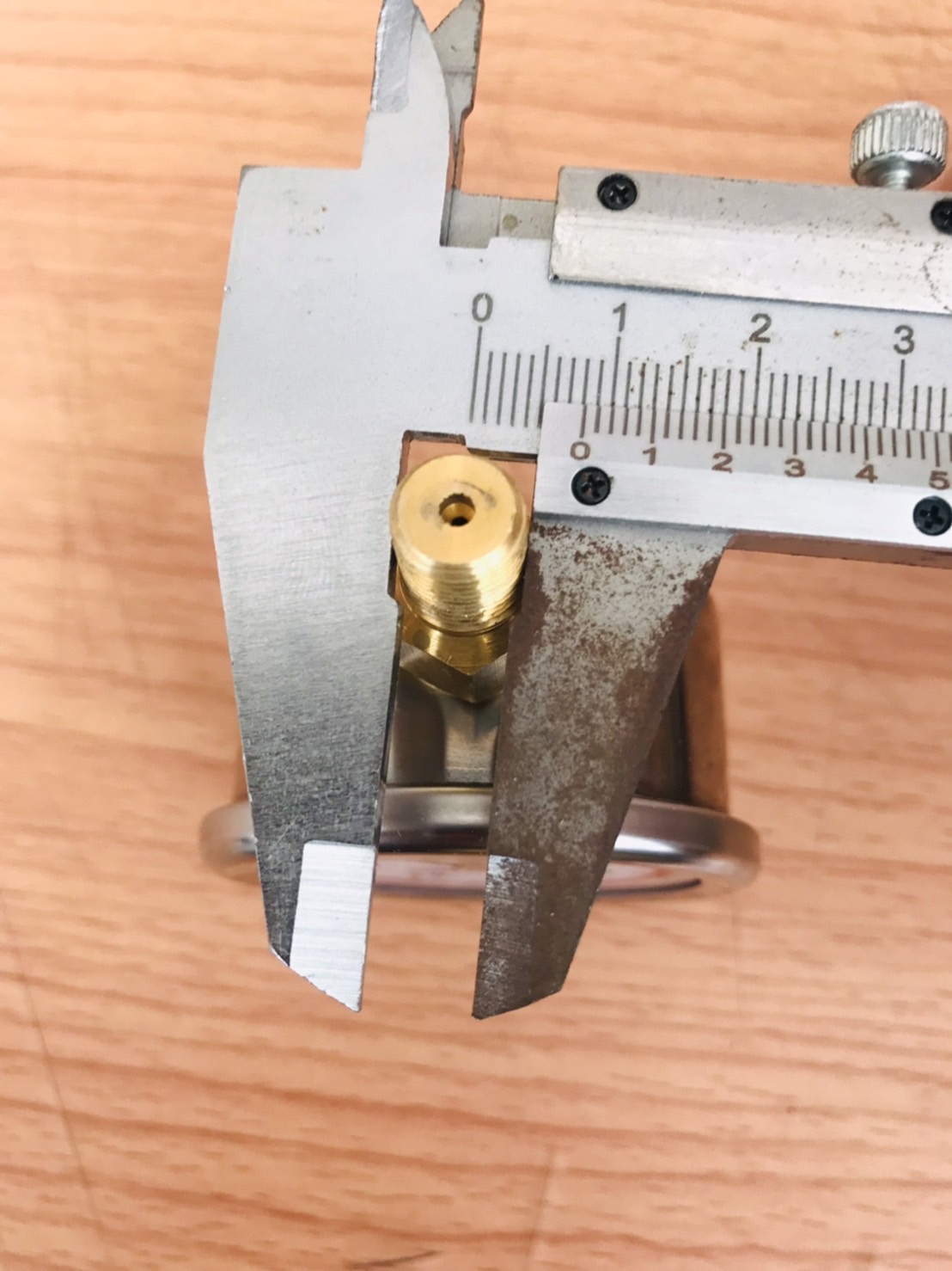 เกจวัดแรงดัน (Pressure Gauge) แบบหน้าปัดกลม 0-1 bar