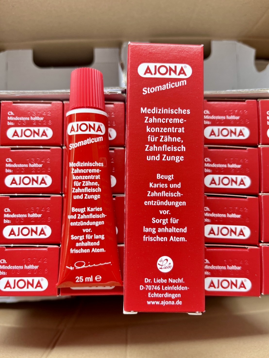 Ajona Stomatikum Toothpaste 25ml. ยาสีฟันนำเข้าจากเยอรมัน (1หลอด)