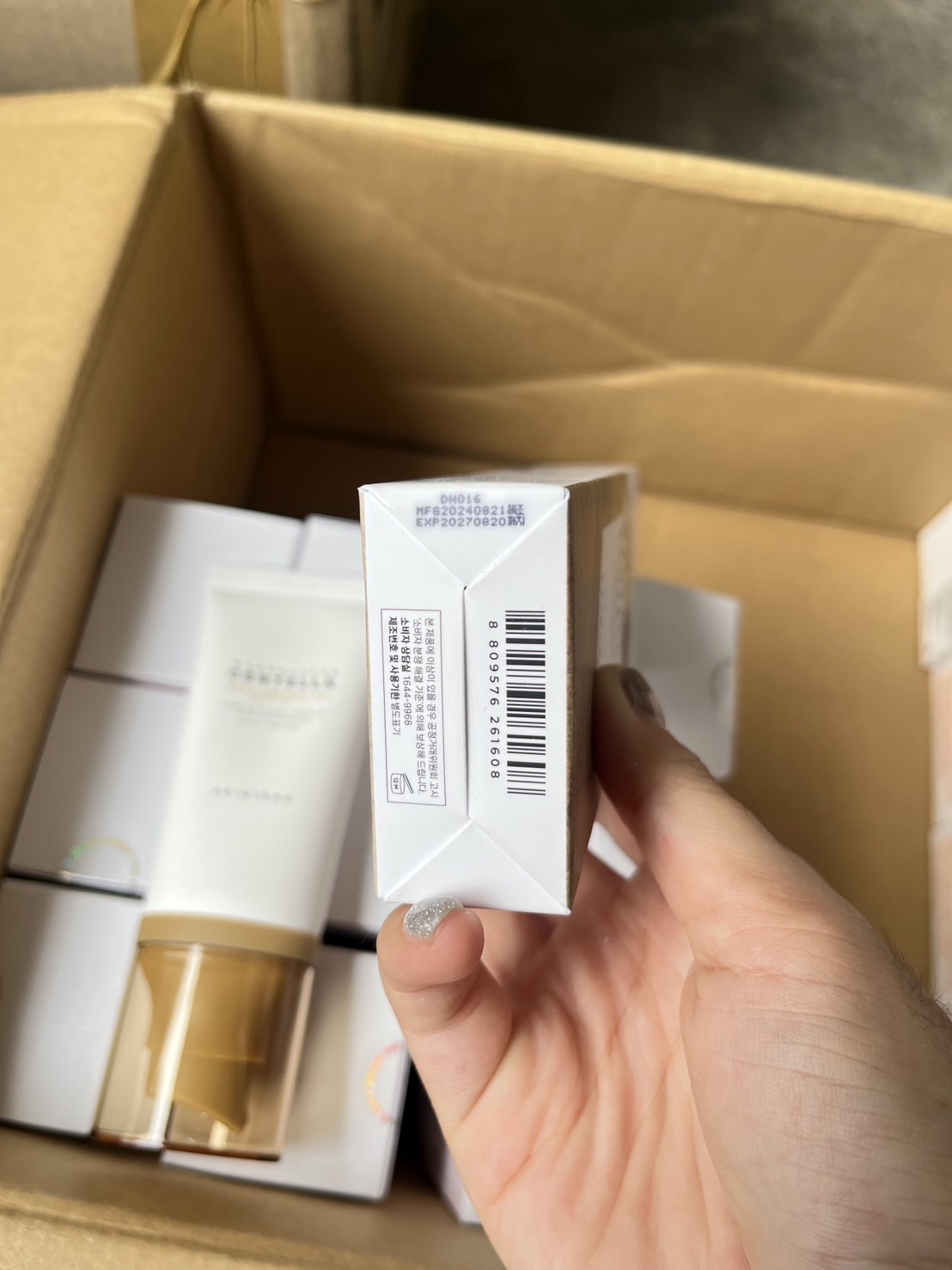 Skin1004 Madagascar Centella Air-Fit Suncream Light SPF30 PA++++ 50ml. ครีมบำรุงผิว