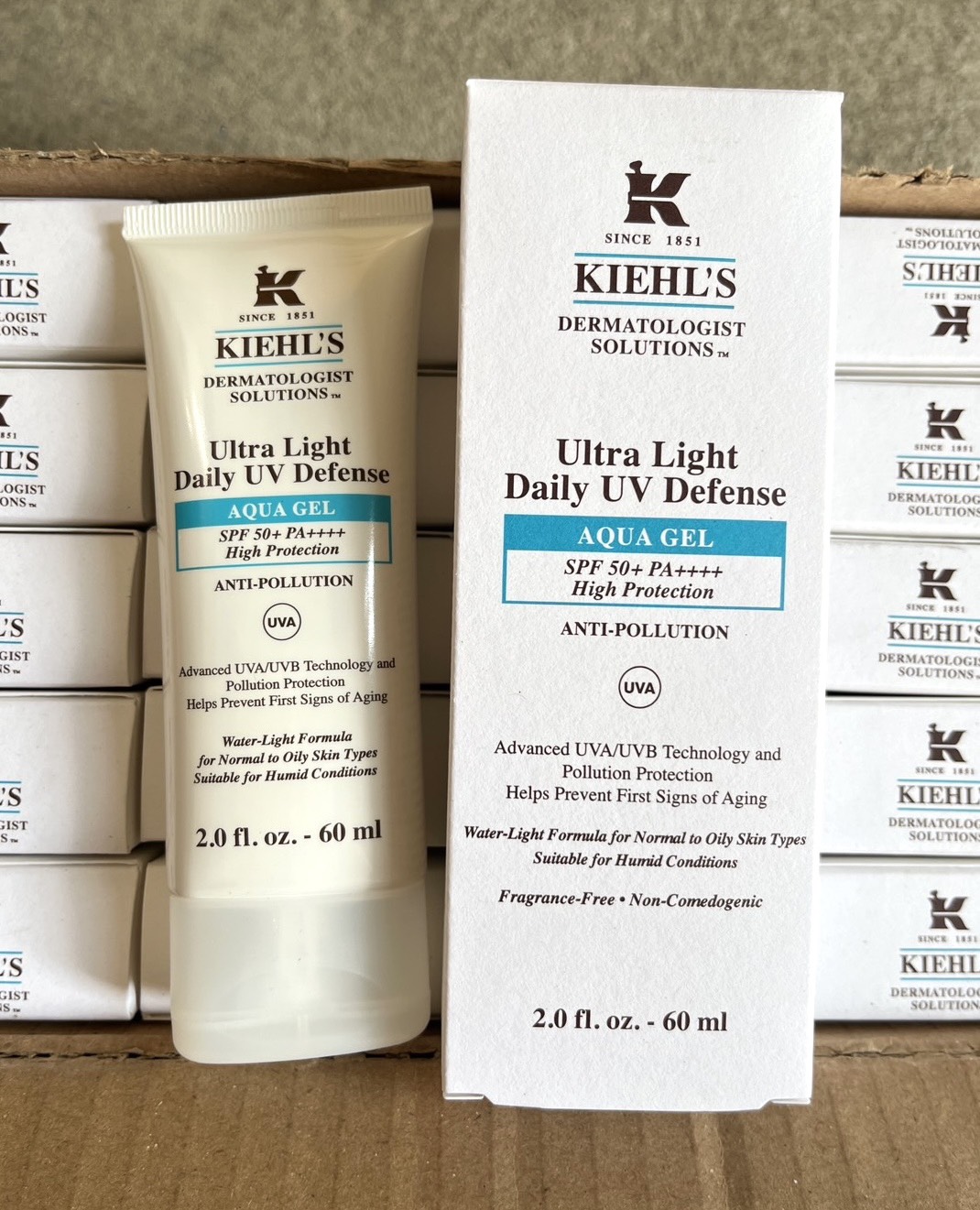 Kiehl's Ultra Light Daily UV Defense Aqua Gel SPF50 PA++++ 60ml. กันแดด สำหรับผิวธรรมดา - ผิวมัน (แถบฟ้า)