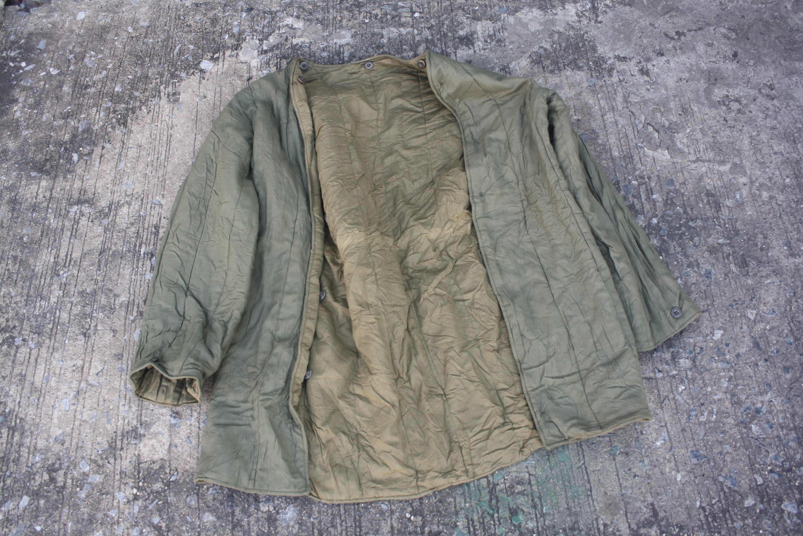 the Czechoslovakian Army M85