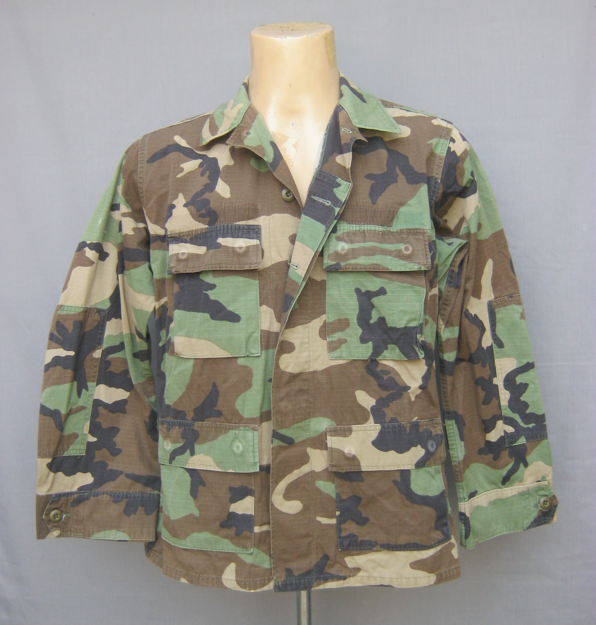 ขายแล้ว เสื้อ ทหารสหรัฐ M81 woodland