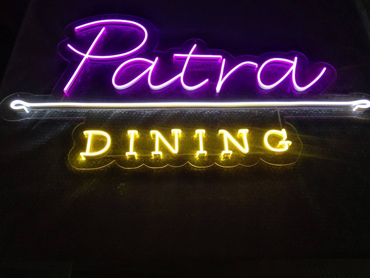 ป้ายไฟนีออนดัดled flex แสงสีม่วง,แสงสีเหลือง