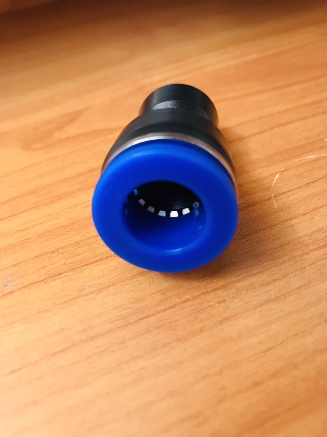 ข้อต่อลมฟิตติ้ง PG 14- 08 mm. ต่อตรงลด #1408