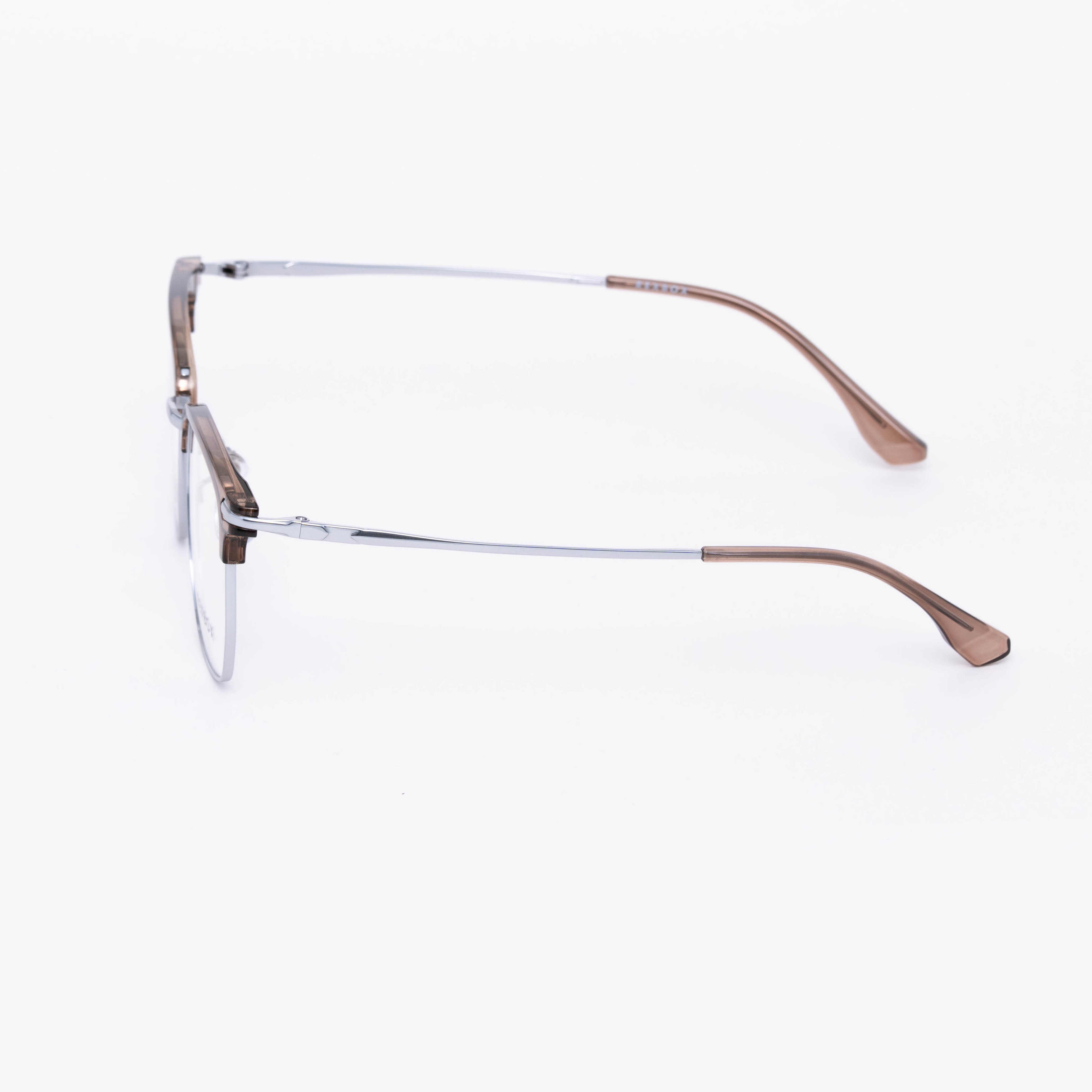 รุ่น B-TITANIUM ไทเทเนียม น้ำหนักเบา ยืดหยุ่น พร้อมคลิปออน Polarized (T9-C4)