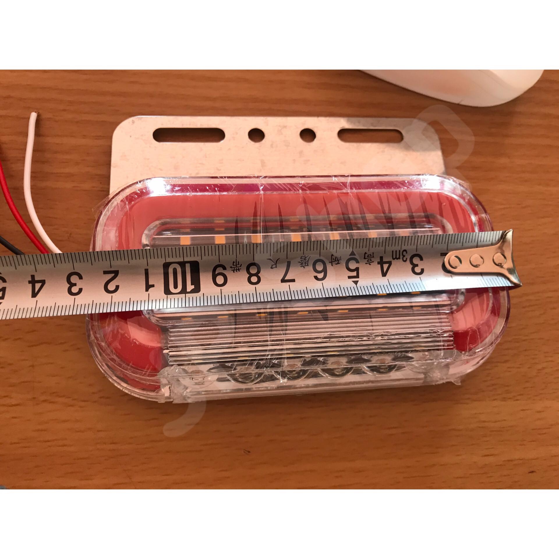 ไฟข้างรถบรรทุก แดง-เหลือง-ขาว LED 24V #0797 #จำนวน 1 ชิ้น