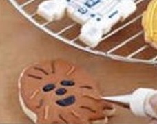 แม่พิมพ์ขนม คุ้กกี้ 4 แบบ C-3PO Chewbacca Yoda Darth Vader - Star Wars Cookies