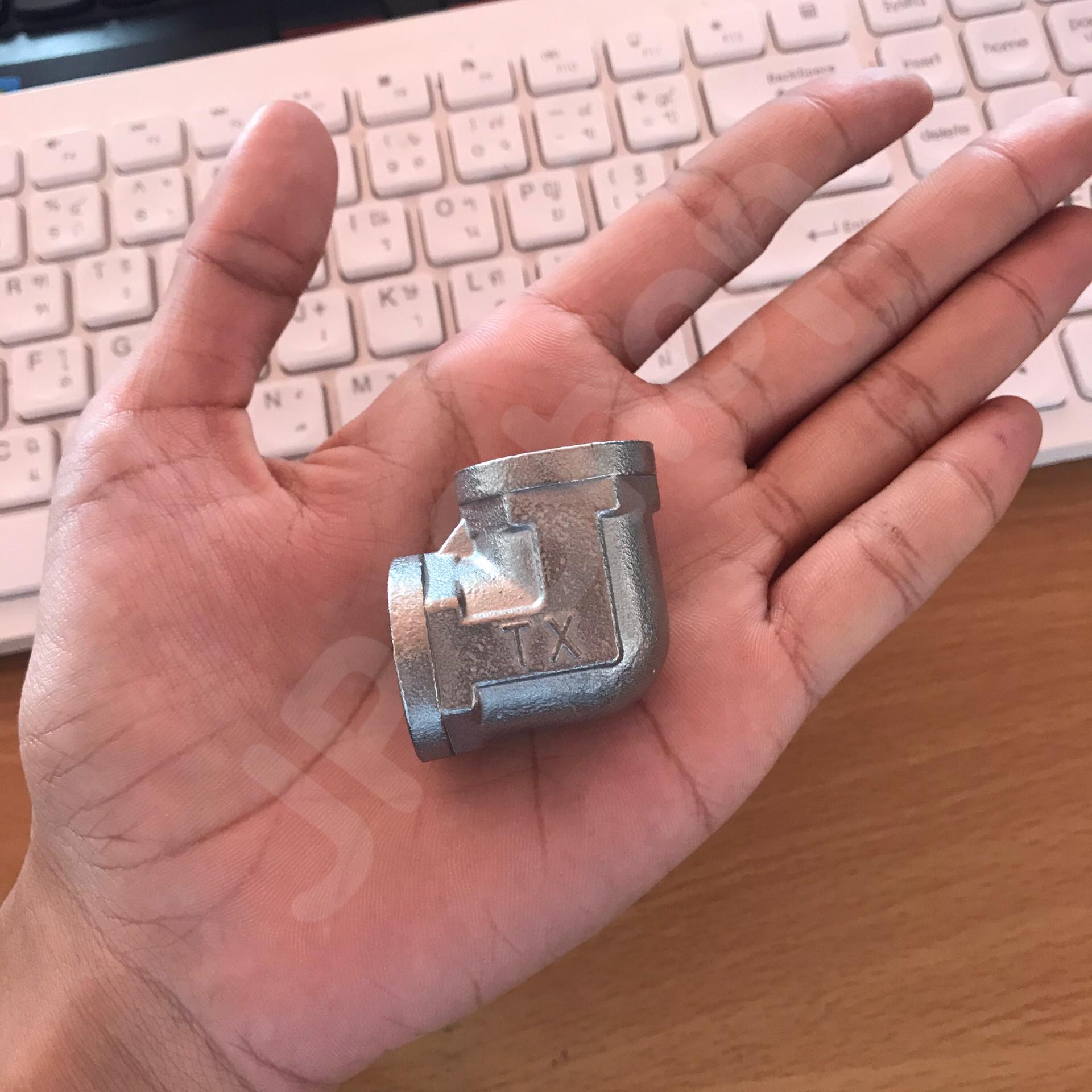 ข้องอสแตนเลส304 เกลียวใน ขนาด 4 หุน #3654