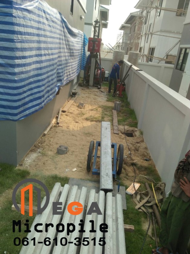 หน้างานหมู่บ้านวราริน เสาเข็มไมโครไพล์ i22