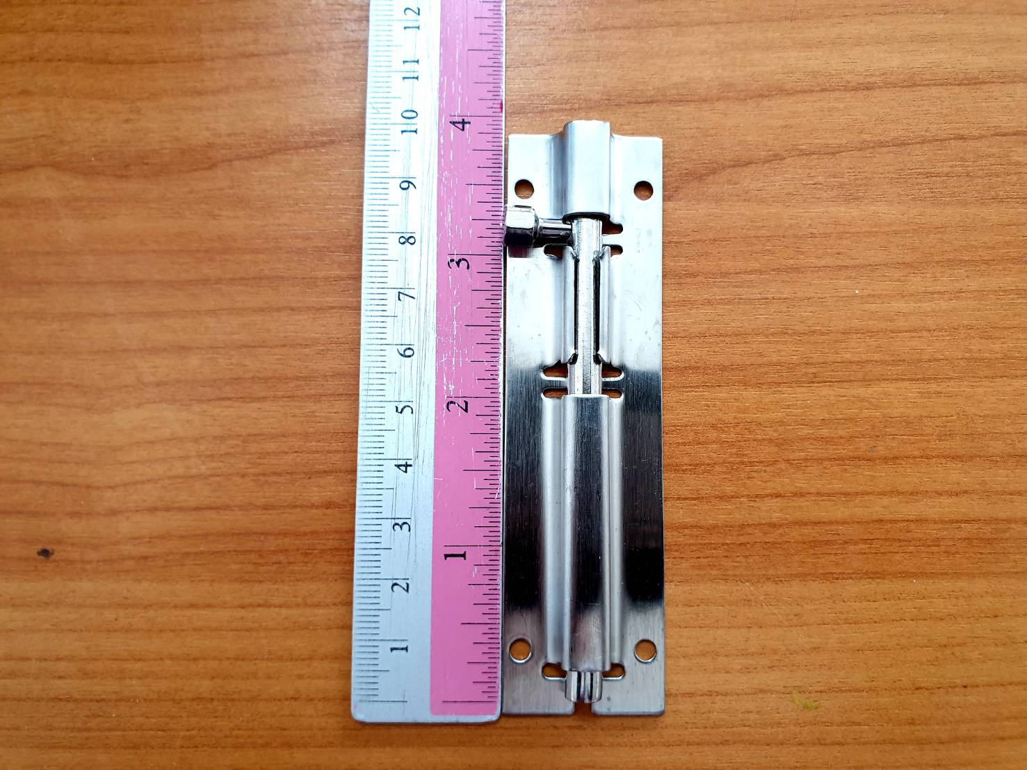 กลอนประตู กลอนสแตนเลส กลอนหน้าต่าง ขนาด4นิ้ว สแตนเลสอย่างดี ไม่เป็นสนิม #89124