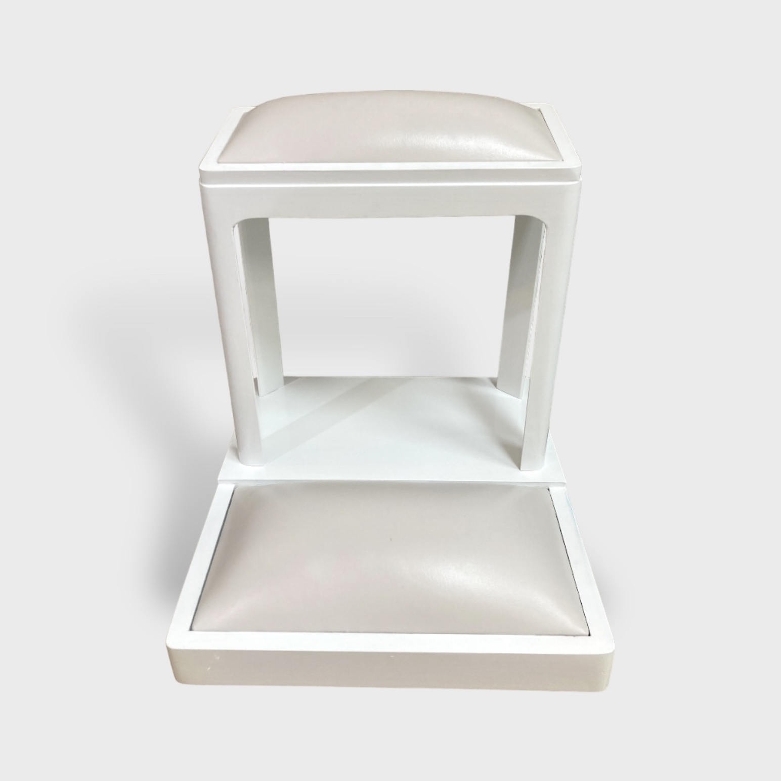 โต๊ะกราบคุกเข่า โมเดิร์น สีขาว