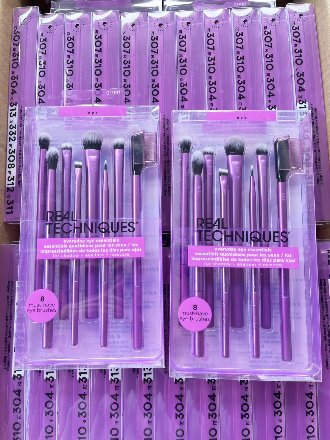 เซตแปรง Real Techniques Everyday Eye Essentials แต่งตา 8 ชิ้น สีม่วง