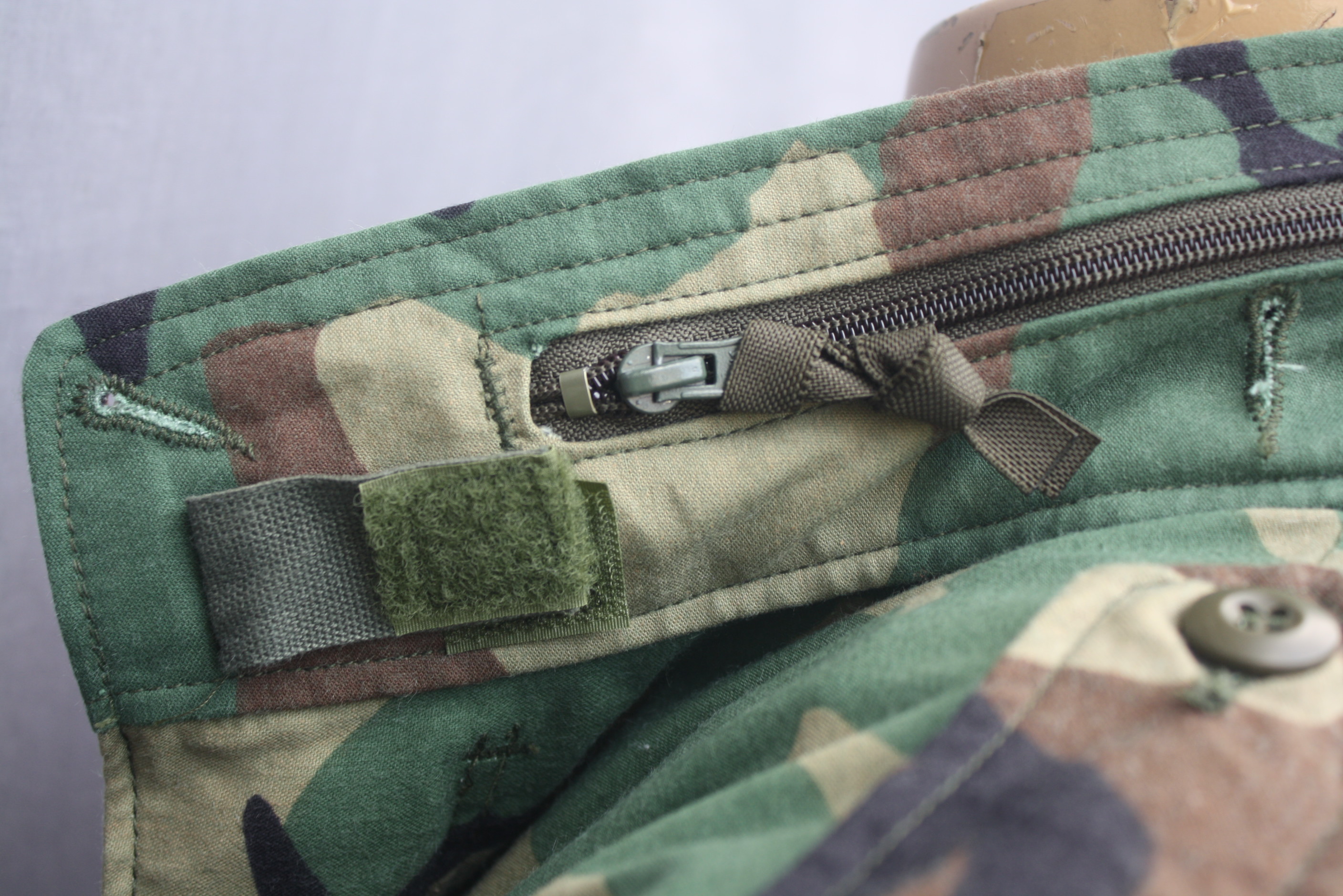 เสื้อทหาร M65 ลายพราง woodland Medium Long