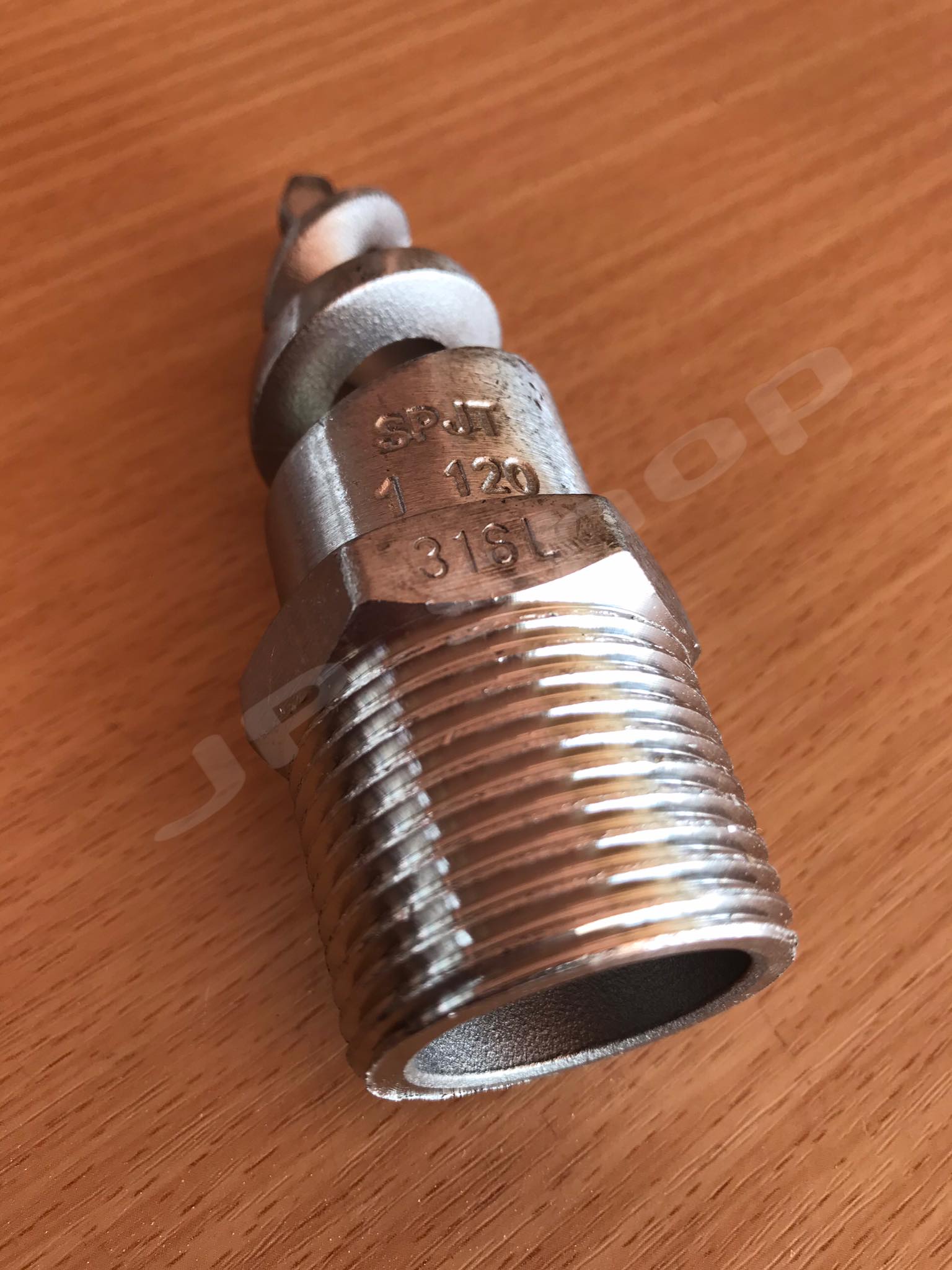 หัวฉีดน้ำแบบสเปย์ เกลียวนอก สแตนเลส316 ขนาด 1 นิ้ว สำหรับใช้ในมิกเซอร์แพลนปูน หรืองาน Diy ทั่วไป #105055