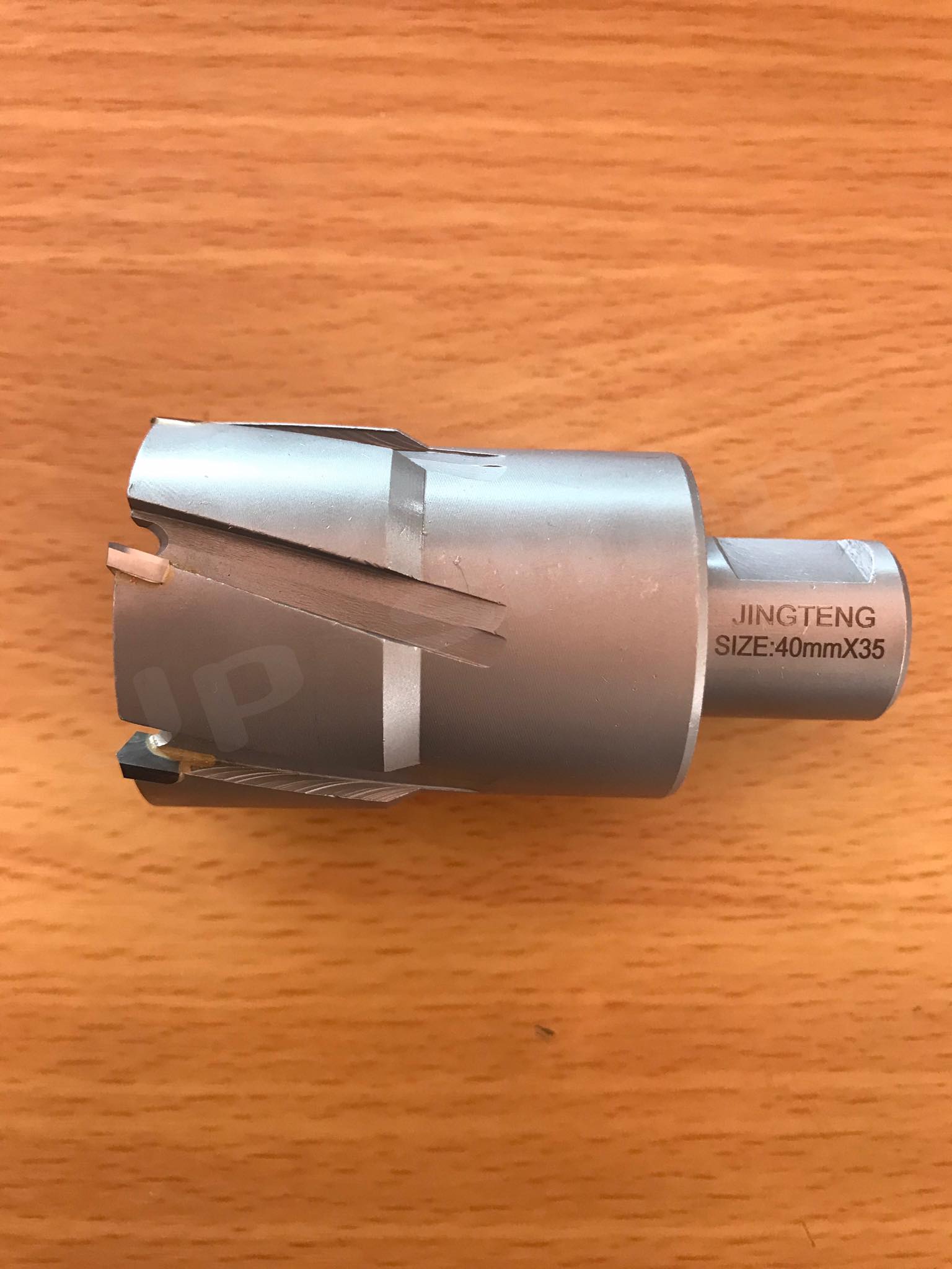 ดอกสว่านเจ็ทบอส แบบโฮลซอว์คาร์ไบสำหรับเจาะเหล็กหนา ด้วยสว่านแม่เหล็กไฟฟ้า ขนาด40*35 มม. #4035