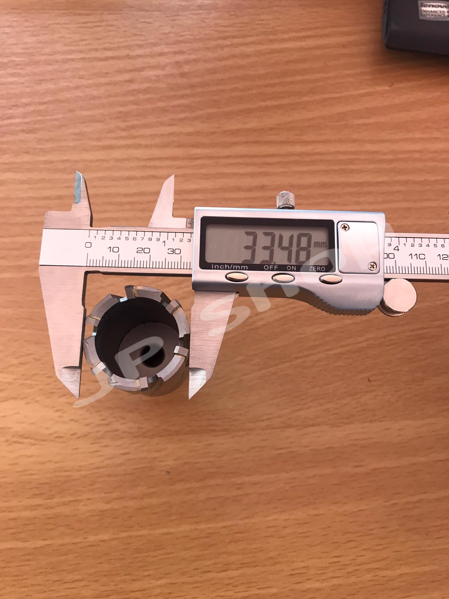 ดอกสว่านเจ็ทบอส แบบโฮลซอว์คาร์ไบสำหรับเจาะเหล็กหนา ด้วยสว่านแม่เหล็กไฟฟ้า ขนาด34*35 มม #3435