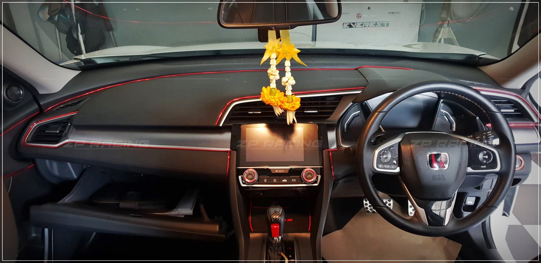 เส้นตกแต่ง console CIVIC FC/FK (5 เมตร) 2016-2022