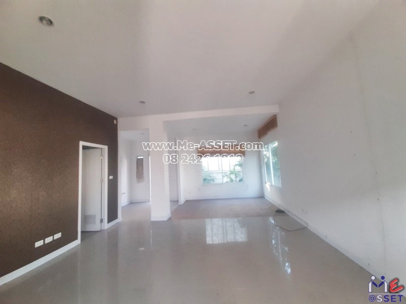 ขายทาวน์โฮม หลังมุม ถนนเมน ย่าน ซ่อมสร้าง หลักหก สรงประภา เมืองเอก อำเภอเมืองปทุม : พฤกษาดีไลท์ เดอลอฟท์ เมืองเอก-ม.รังสิต : 2 ชั้น 28.4 ตารางวา