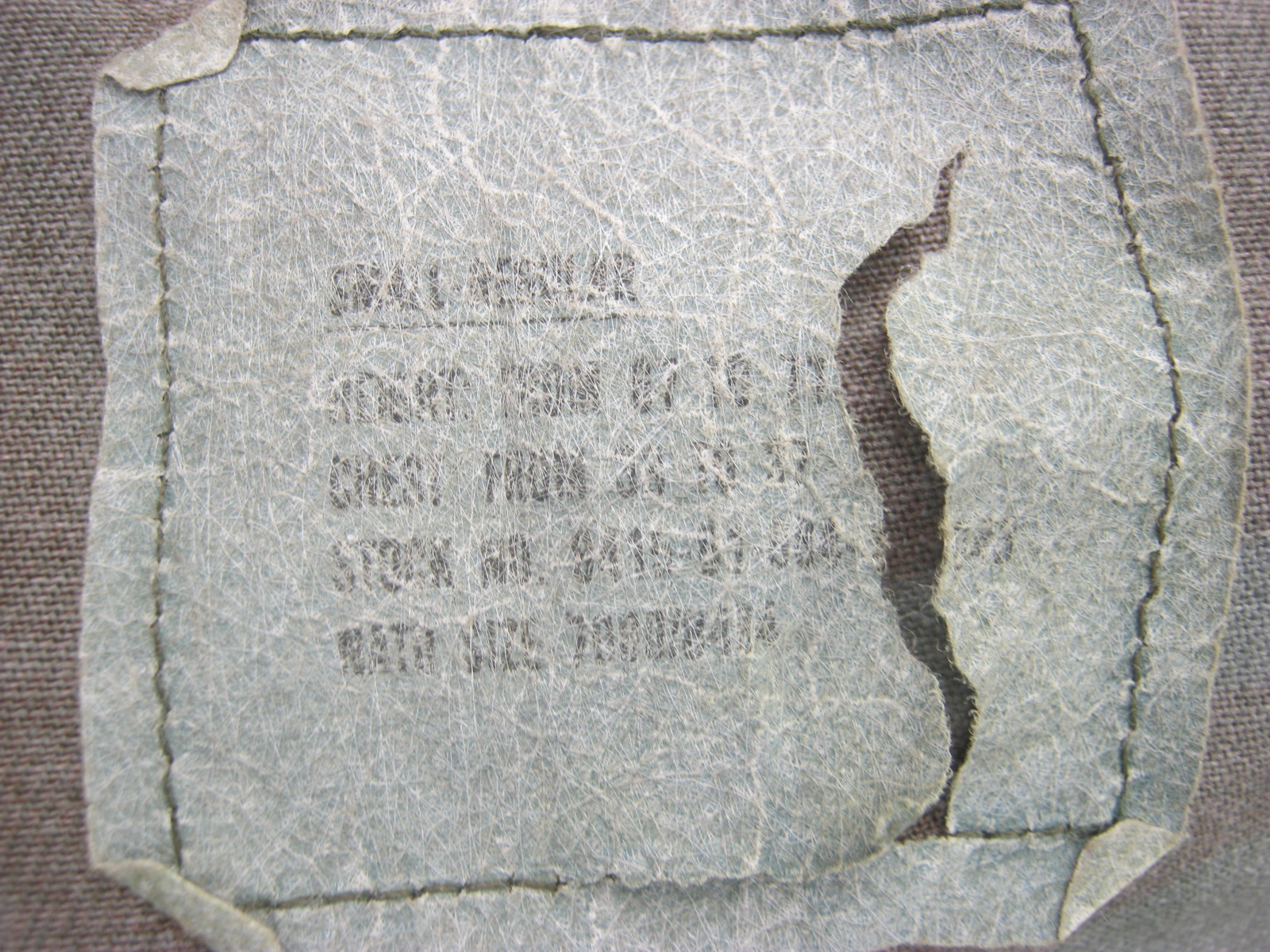 เสื้อทหารลายพราง