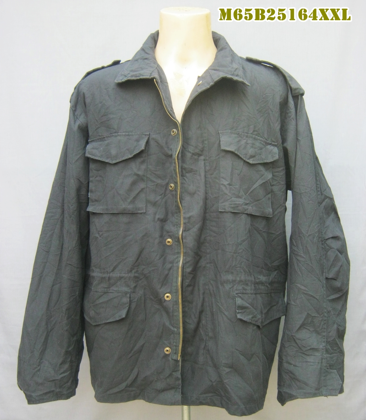 เสื้อแฟชั่นแนวทหาร M65 สีดำ