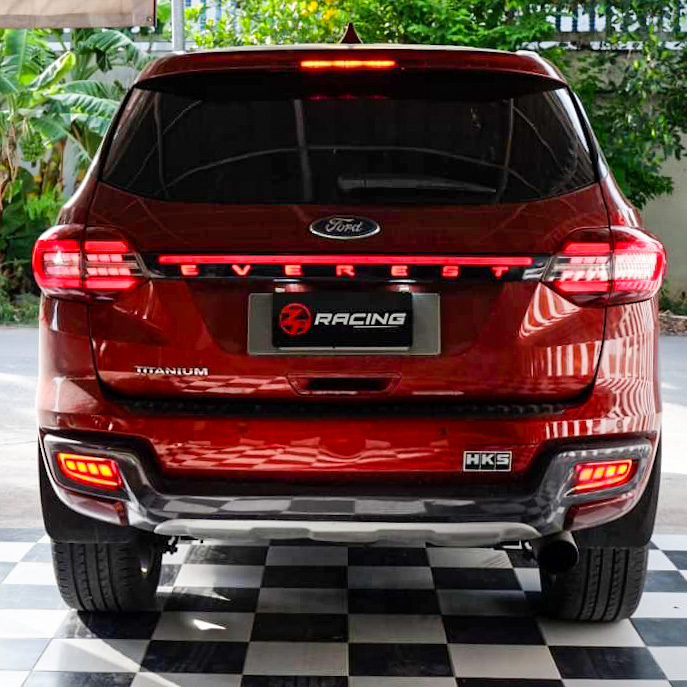 คาดท้าย คาดฝาท้าย ford everest มีไฟ LED Cayenne Style