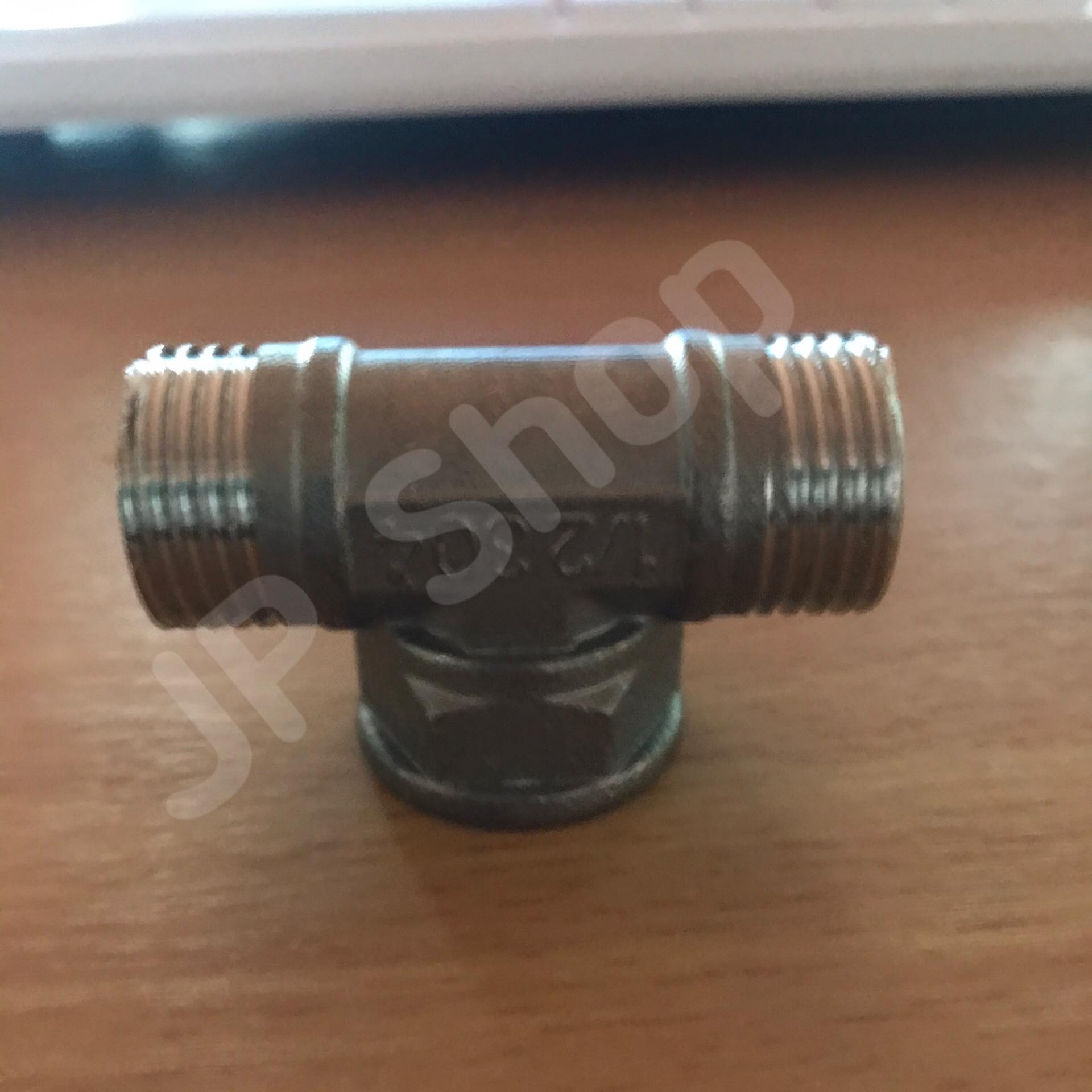 ข้อต่อสามทางสแตนเลส304 ขนาด 4 หุน เกลียวนอก 2 เกลียวใน 1 #3454