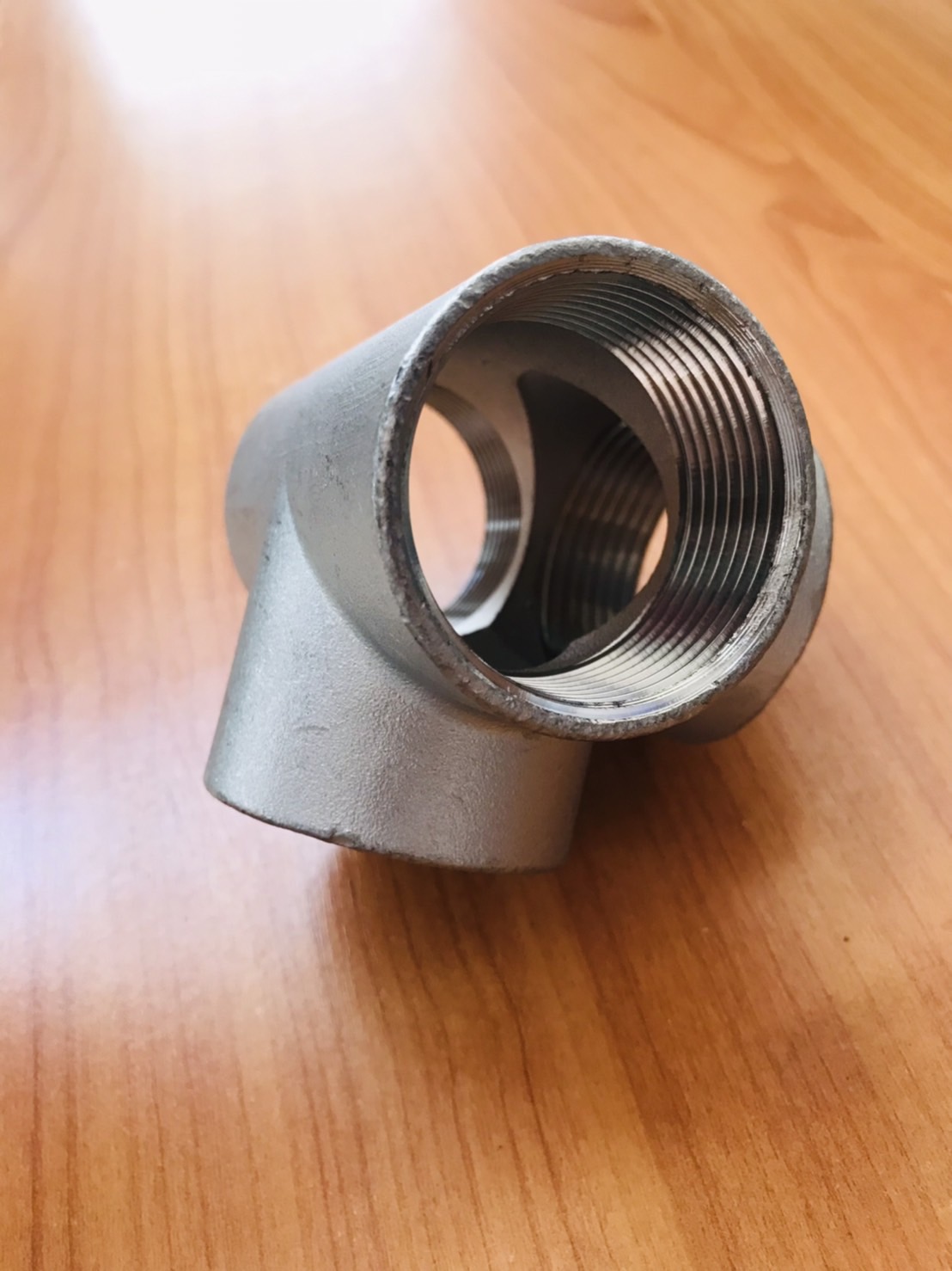 ข้อต่อสี่ทางเกลียวใน สแตนเลส 304 ขนาด 1 1/4 นิ้ว (#17537)