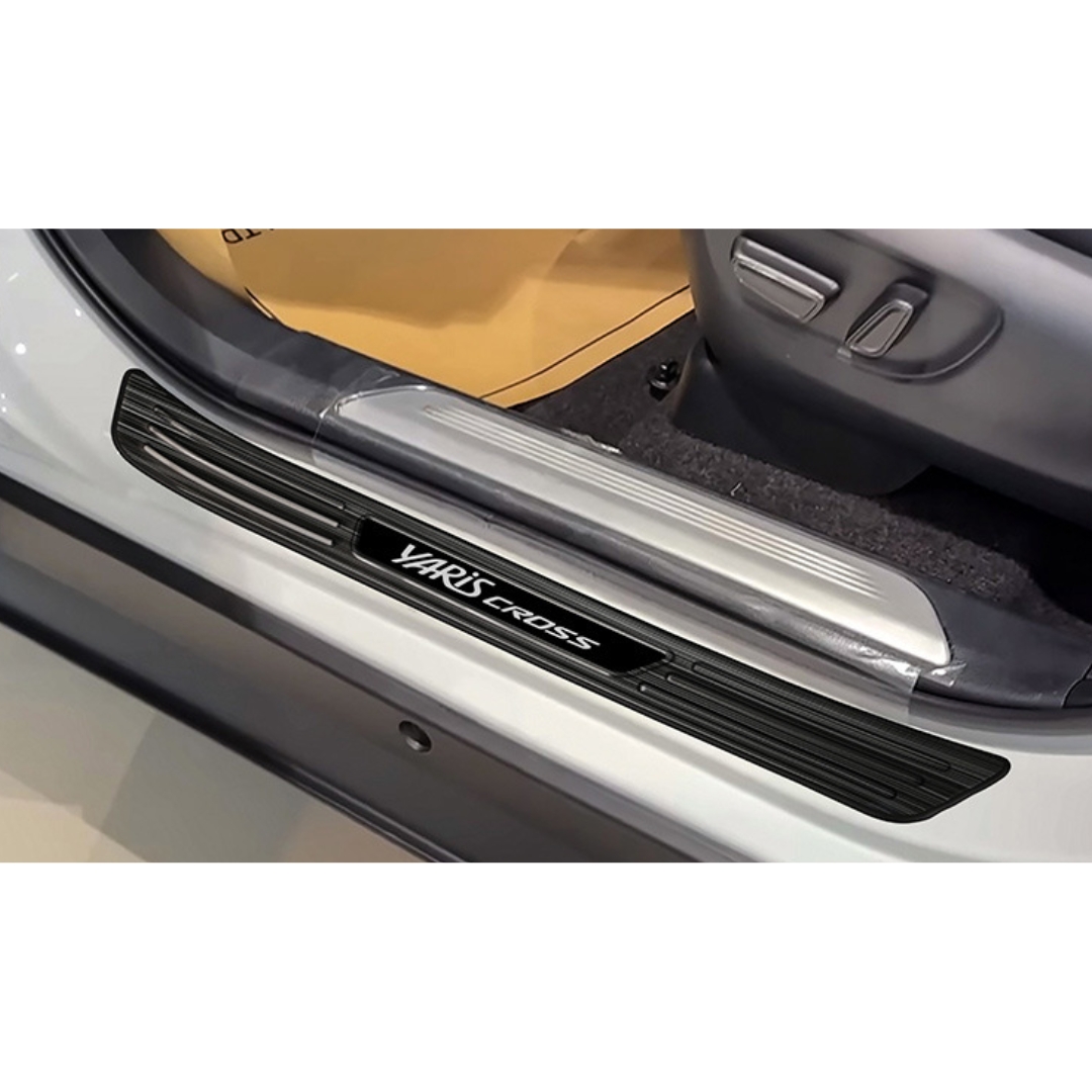 คิ้วบันได สคัฟเพลท โตโยต้ายาริสครอส Toyota Yaris Cross รุ่น Titanium Black