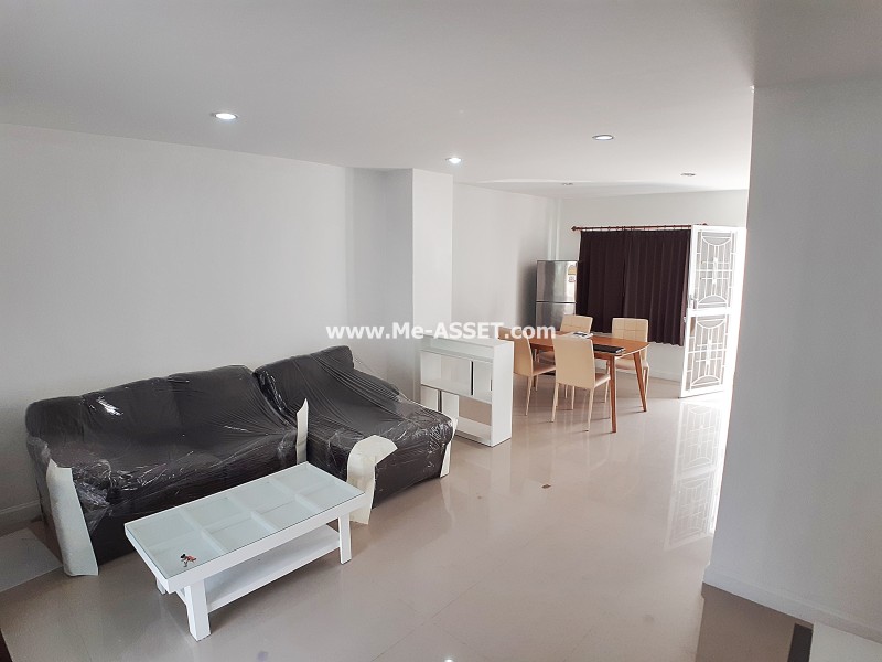 ขายทาวน์โฮม ใกล้ราชภัฏนครปฐม ย่าน มาลัยแมน สนามจันทร์ ปฐมมงคล : พฤกษาพรรณ ราชภัฏนครปฐม : 2 ชั้น 20.7 ตารางวา