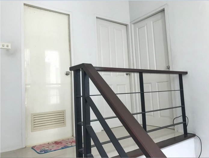 ขายบ้านแฝด ม.วิเศษสุขนคร 19 เฟส 2 ถ.พระราม 2 ซ.วัดพันท้ายนรสิงห์ ต.พันท้ายนรสิงห์ อ.เมือง สมุทรสาคร / พื้นที่ 2 ชั้น 35.9 ตารางวา