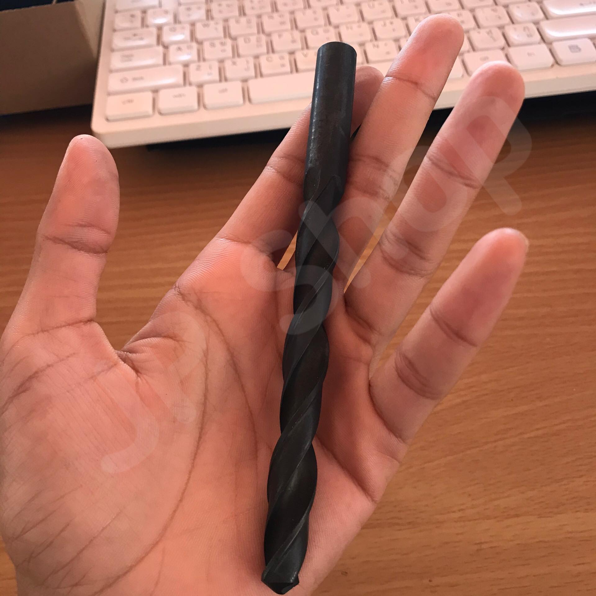 ดอกสว่านเจาะเหล็ก ขนาด 12 มม สนใจสั่งได้นะคะ. #0240