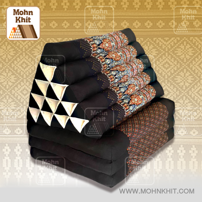 หมอนสามเหลี่ยมตัดต่อแต่งลาย15ช่องติดเบาะ3 พับ //56x180x36cm Tri-angle Cotton kapok 100%Traditional Floor Cushions 15holes with 3part of mattress.