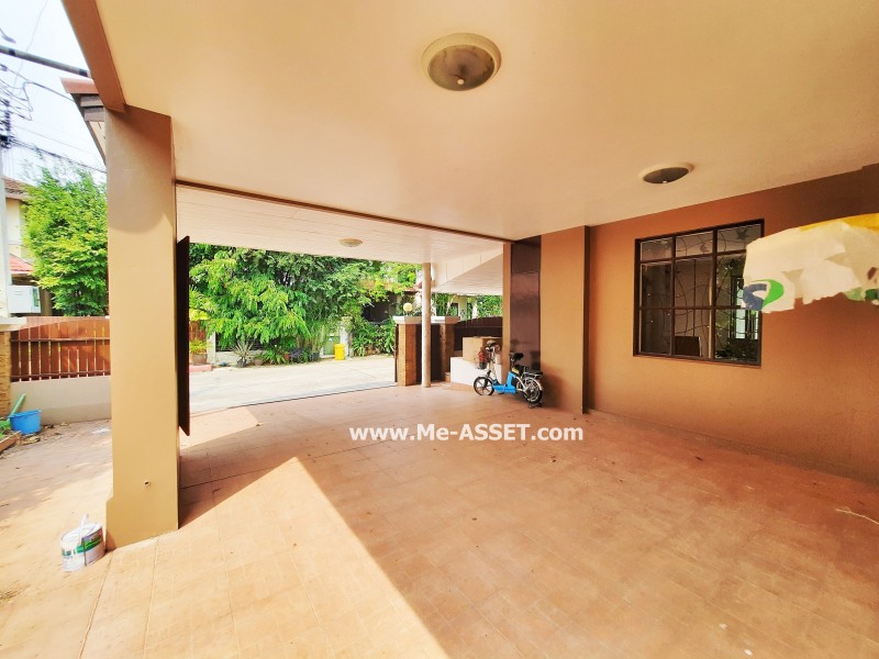 ขายบ้านเดี่ยว ม.นันทวัน (วงแหวน-รัตนาธิเบศร์) ถ.ตลิ่งชัน-สุพรรณบุรี ต.เสาธงหิน อ.บางใหญ่ นนทบุรี หลังมุม / พื้นที่ 2 ชั้น 85 ตารางวา