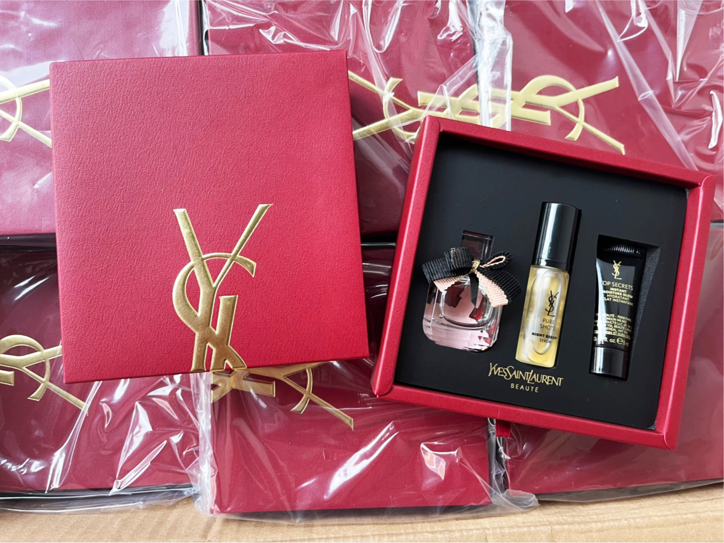 เซต 3 ชิ้น Yves Saint Laurent Mon Paris Lumiere Gift Set 3 pcs. ของแท้ ขนาดทดลอง