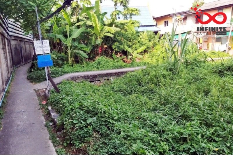 ขายที่ดินเปล่า ถ.รามคำแหง 93 แขวงหัวหมาก เขตบางกะปิ กรุงเทพ ใกล้เดอะมอลล์บางกะปิ/ พื้นที่ 57.4 ตารางวา