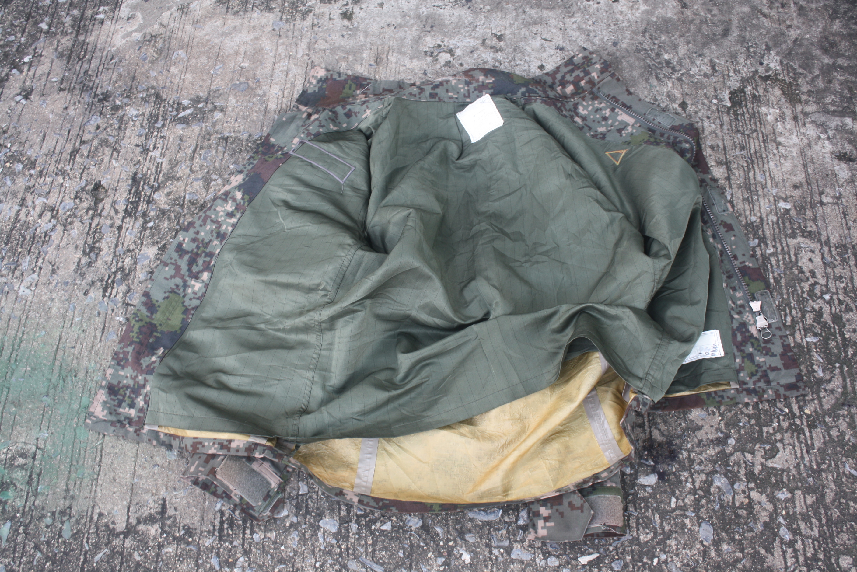 เสื้อกันฝนกันลมกันหนาว ทหารเกาหลีใต้