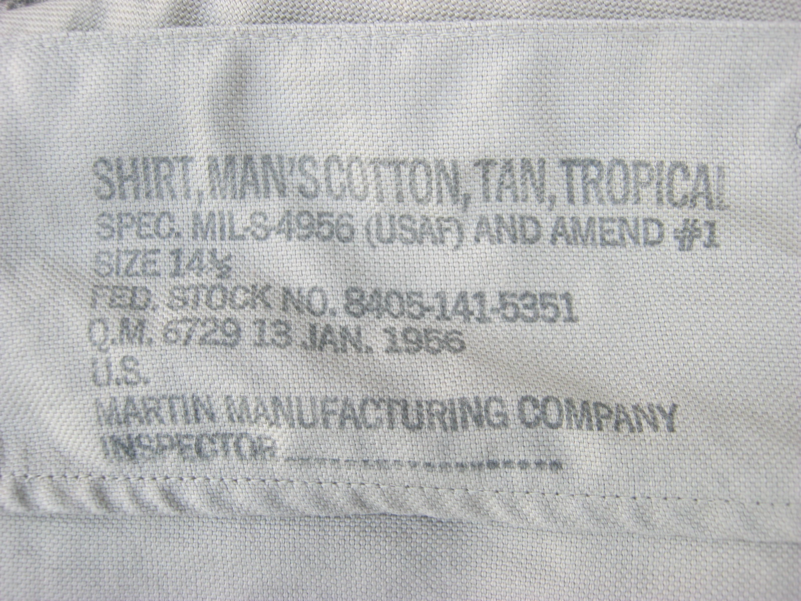 เสื้อกากีทหารอากาศสหรัฐ สำหรับเขตร้อน