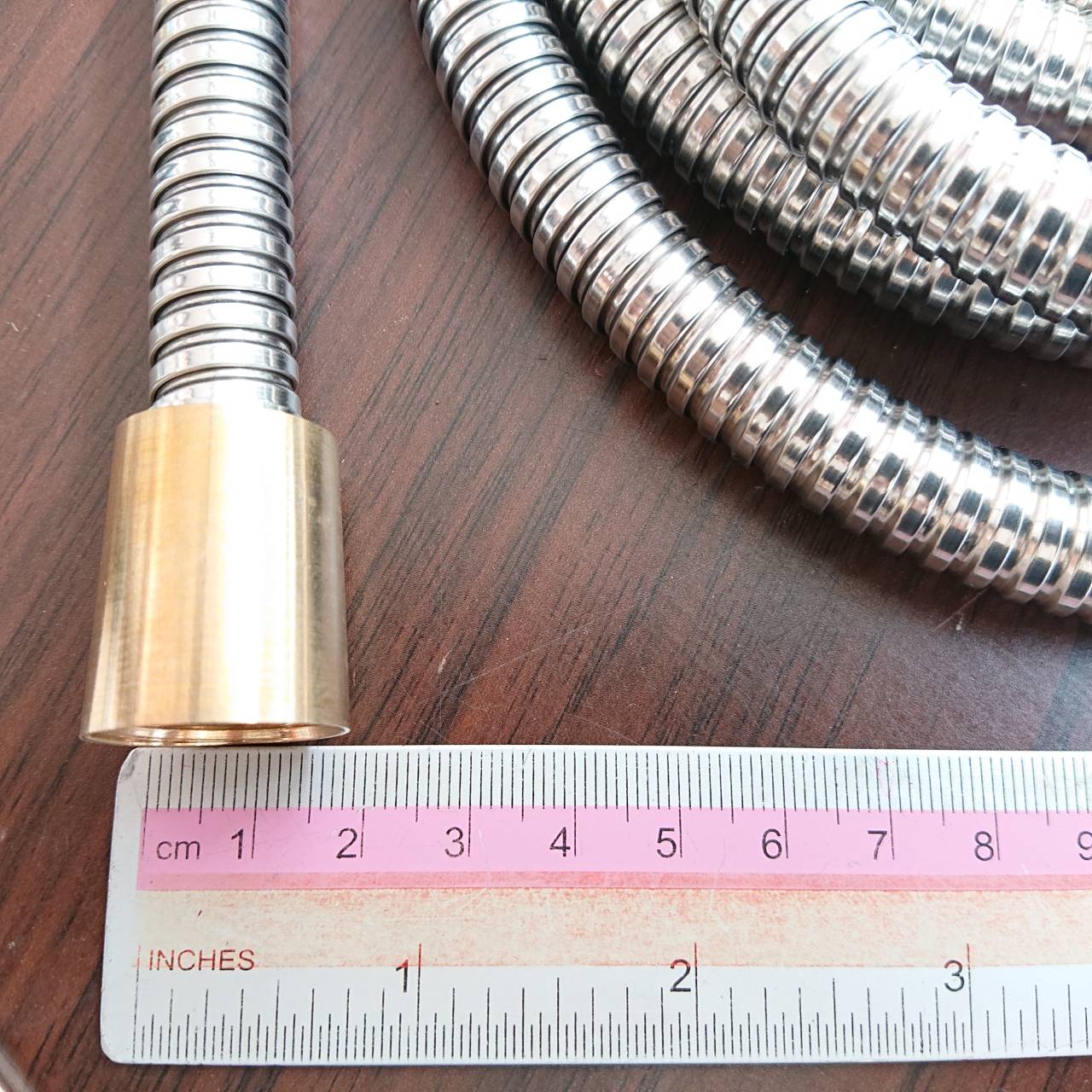 สายน้ำดี สแตนเลสหัวทองเหลืองยาว 2.00 ม. สำหรับฝักบัว ฝักชำระ เกลียวใน 4 หุน#10119 เกลียวประปาบ้านเราคะลูกค้า