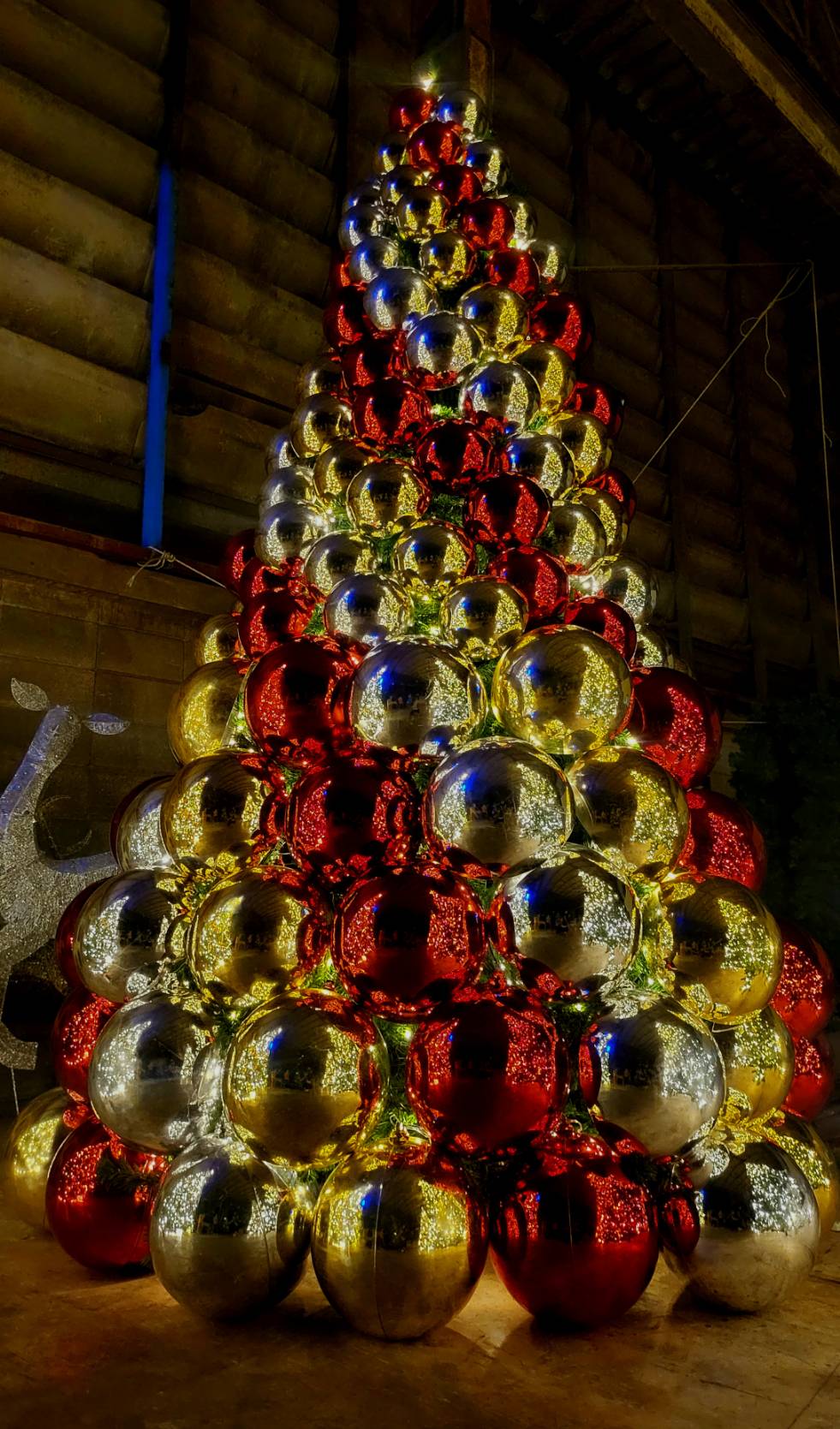 ต้นคริสต์มาสปลอม@888