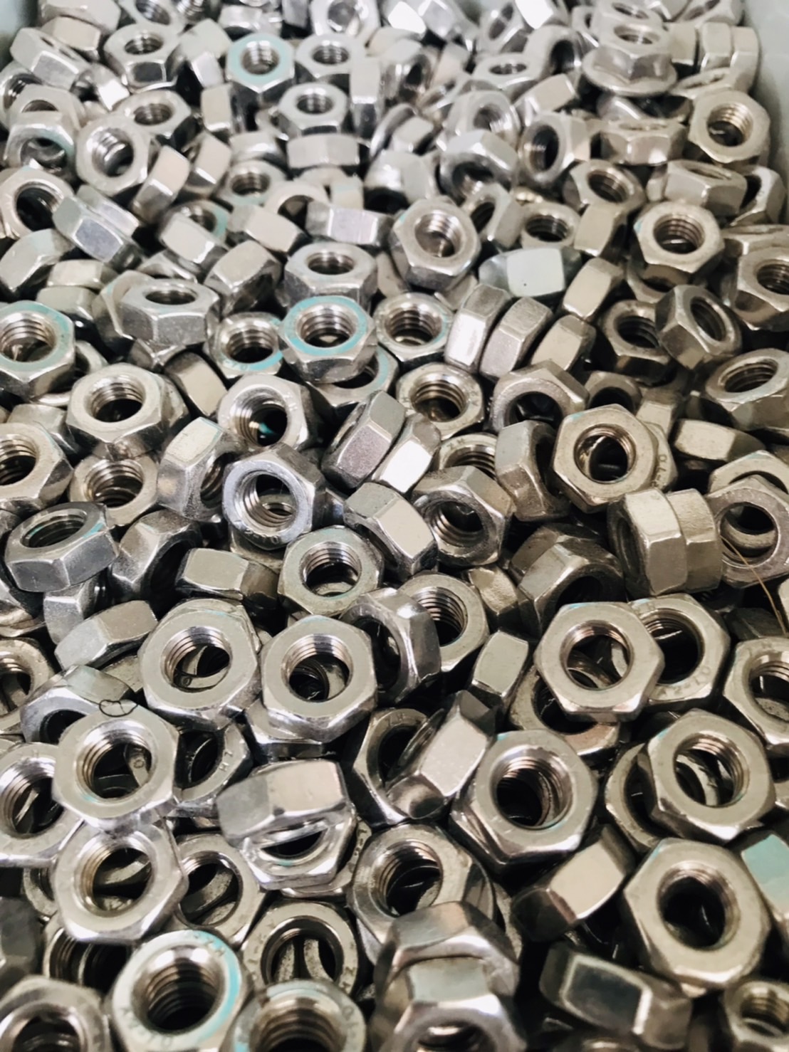 หัวน็อตตัวเมีย ขนาด M8 เกลียวมาตรฐาน แข็งแรง ทนทาน ราคา 3 ตัว #00005